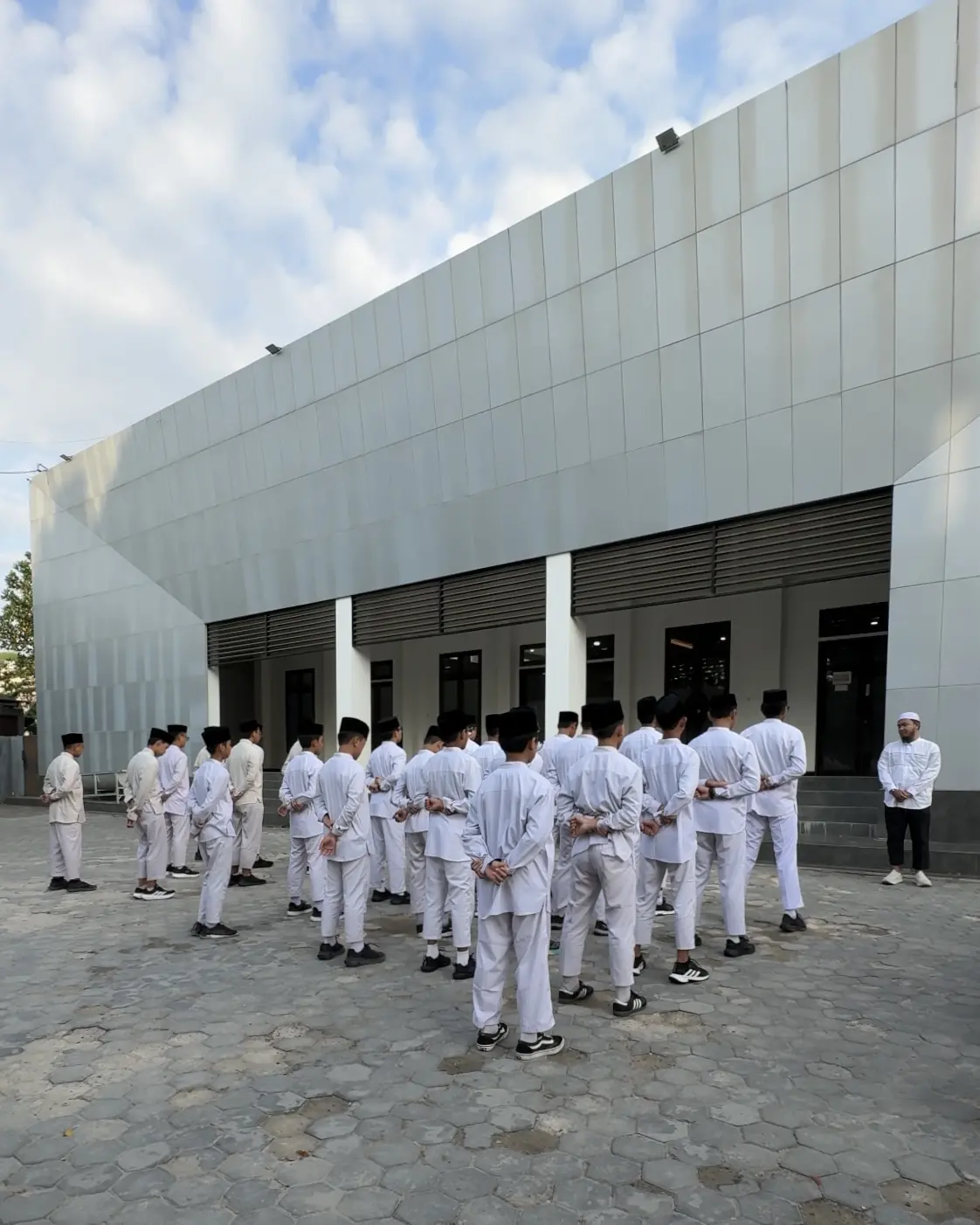 Kegiatan apel Senin pagi
